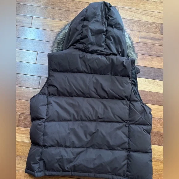 GAP hooded vest - Picture 10 of 11